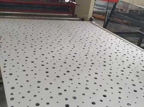Son şirket blogları hakkında Automatic Gypsum Board Punching Machine for Small Business | Servo Gypsum Ceiling Tile Perforating Machinery