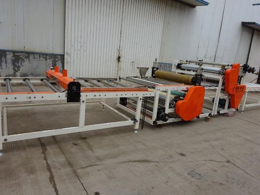 İyi bir fiyat. Alçıpan veya Alçı Levha Fiber Cam Kumaş Kaplama Laminasyon Makinası çevrimiçi