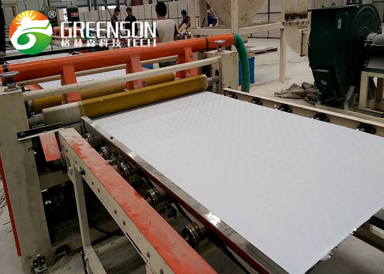 İyi bir fiyat. Yapı Malzeme Makine Alçı Tavan Kurulu Laminasyon Makinası çevrimiçi