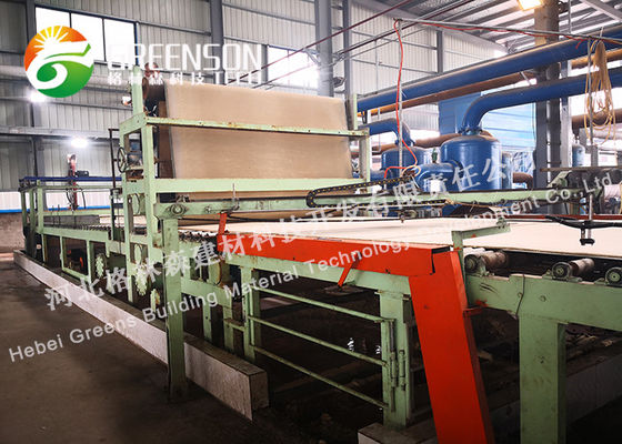 Su geçirmez / Yangına Dayanıklı Otomatik Operasyon Mineral Fiber Tavan Kurulu Makinası