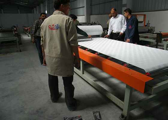 Pvc Alçıman Çatı Taşları için Çift Taraflı Tam Otomatik Laminasyon Makinesi