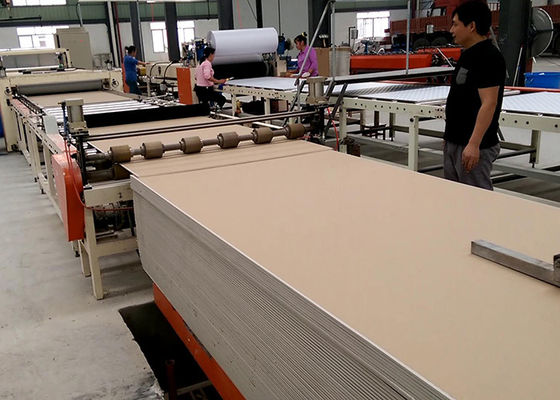 Pvc Alçak Çatı Taşları Laminasyon Makinesi Tam Otomatik