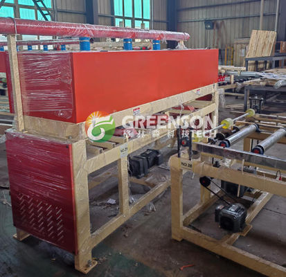 İyi bir fiyat. 2x2 PVC Alçıman Çatı Taşları için 15m/min Hızlı PLC Denetimli Tam Otomatik Laminasyon Makinesi çevrimiçi