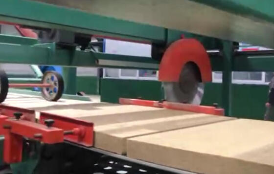 Mineral Yünü Levha İmalatı için Enerji Tasarruflu PLC Kontrollü Hafif Taş Yünü Üretim Hattı