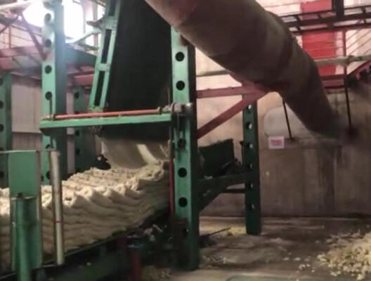 Enerji tasarrufu yapan kaya yünü üretim hattı 1200-2400mm Yatay genişliği 80-200kg/m3 yoğunluk ve 380V/50Hz güç kaynağı