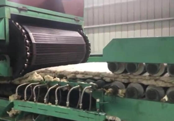 İyi bir fiyat. Otomatik PLC Kontrolü, Mineral Yün Tablosu Üretimi için 1,2 Metre Genişli Kaya Yün Üretim hattı çevrimiçi