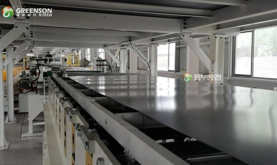 İyi bir fiyat. Yüksek Hızlı Yanmaz Mineral Yün Duvar ve Çatı Sandviç Panel Hattı çevrimiçi