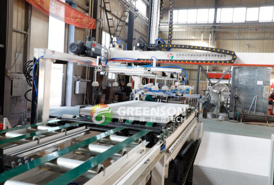 İyi bir fiyat. 1200 mm*2400 mm'lik levhalar için hızlı gips levhası bant kesme makinesi 100 mm genişliğinde levhalar üretir çevrimiçi