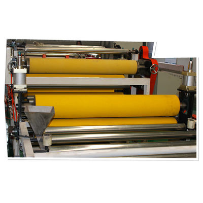 İyi bir fiyat. Dekoratif Su geçirmez Asma Tavan PVC Film Küçük Maliyetli Laminasyon Makinesi çevrimiçi