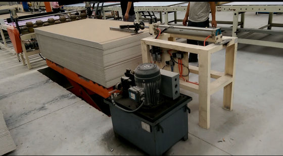 Alçıpan PVC Laminasyon Makinesi İçin Profesyonel Otomatik Panel Besleyici