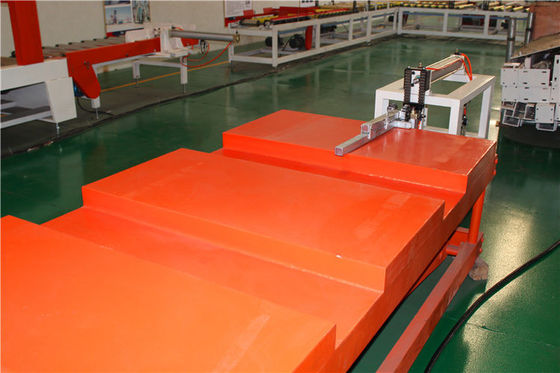 Otomatik Yükleme Makinesi ile 380V Sheetrock Laminasyon Makinesi 1 Yıl Garanti
